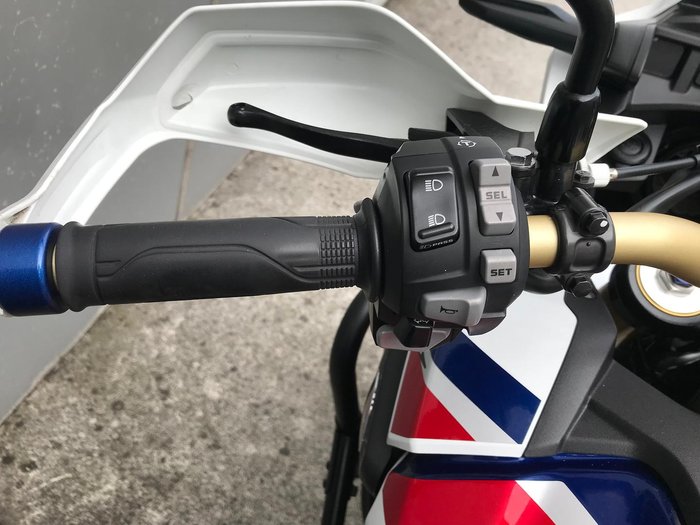 2016 Honda Africa Twin DCT (CRF1000D)