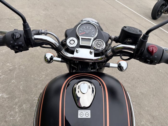 2026 Royal Enfield BULLET 350 Black Gold