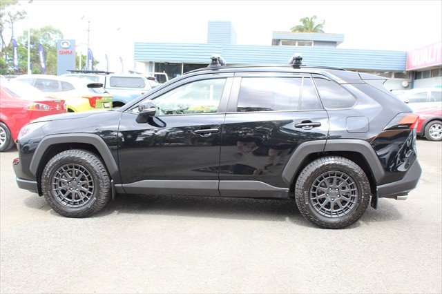 2019 Toyota RAV4 Edge