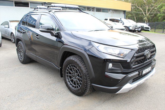 2019 Toyota RAV4 Edge
