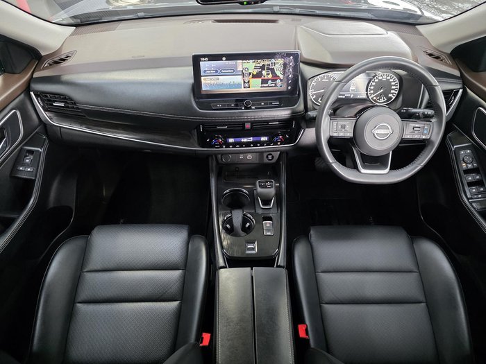 2025 Nissan X-TRAIL ST-L