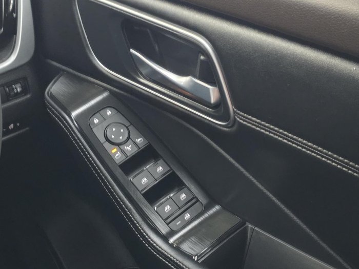 2025 Nissan X-TRAIL ST-L