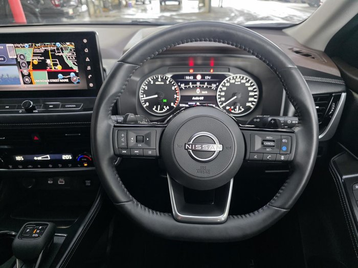 2025 Nissan X-TRAIL ST-L