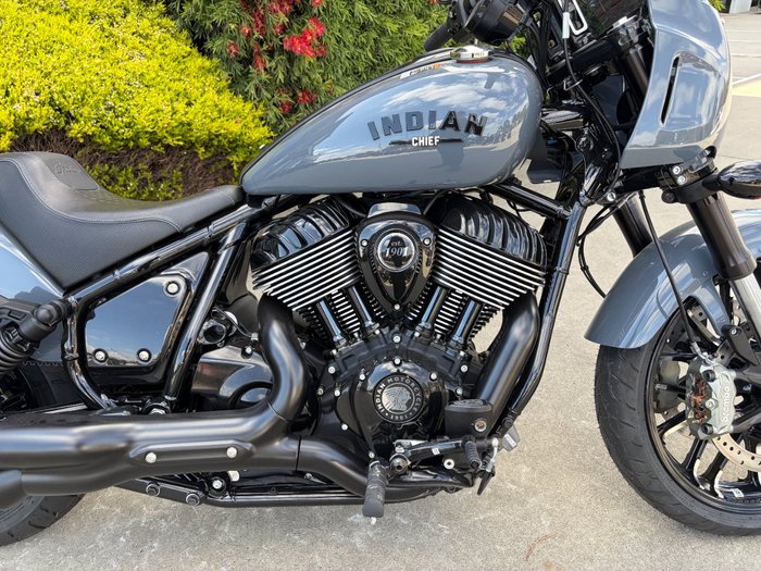 2023 Indian SPORT CHIEF CRUISER STEALTH GRAY