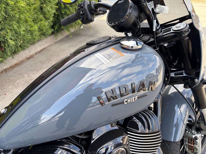 2023 Indian SPORT CHIEF CRUISER STEALTH GRAY
