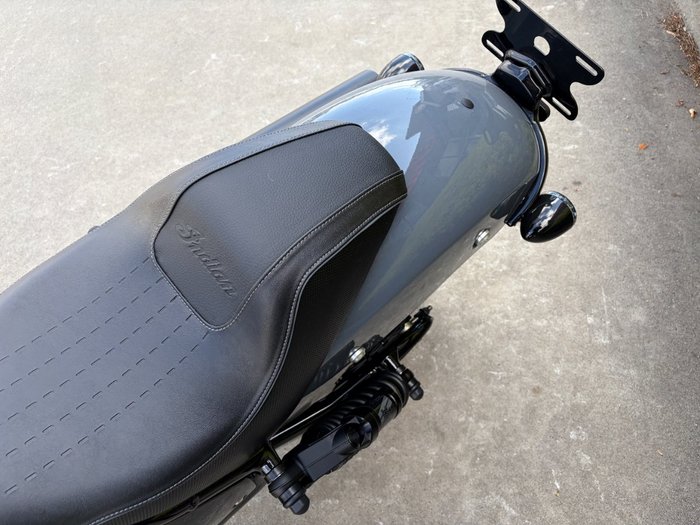 2023 Indian SPORT CHIEF CRUISER STEALTH GRAY