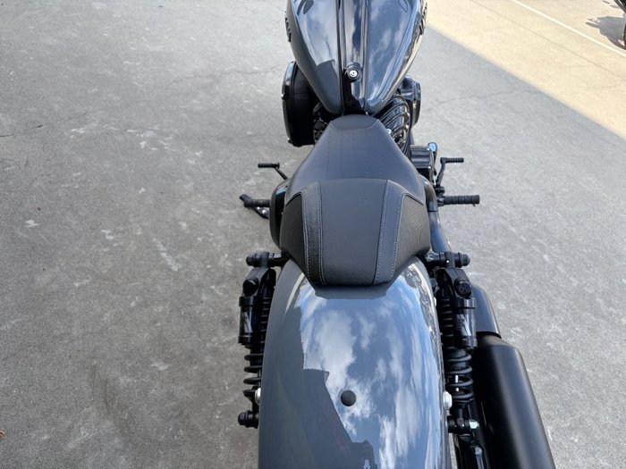 2023 Indian SPORT CHIEF CRUISER STEALTH GRAY