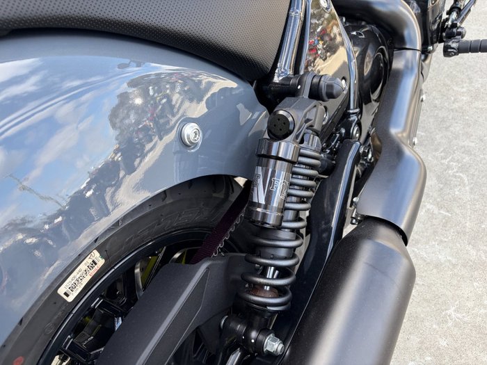 2023 Indian SPORT CHIEF CRUISER STEALTH GRAY