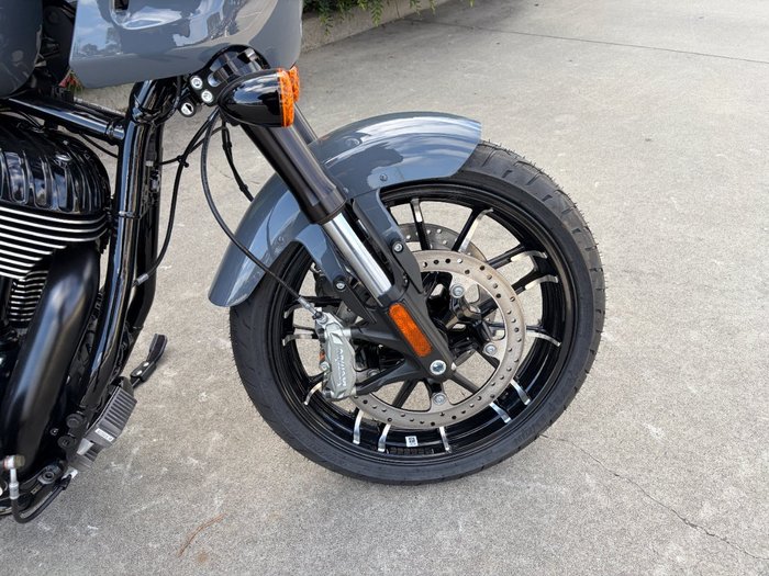 2023 Indian SPORT CHIEF CRUISER STEALTH GRAY