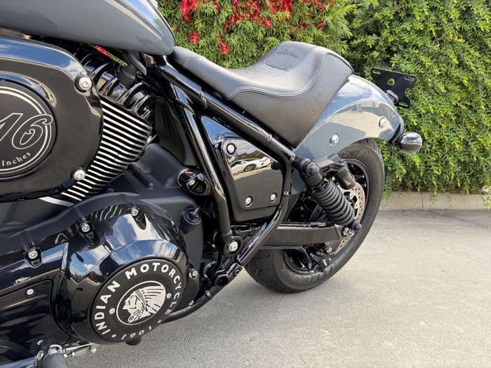 2023 Indian SPORT CHIEF CRUISER STEALTH GRAY