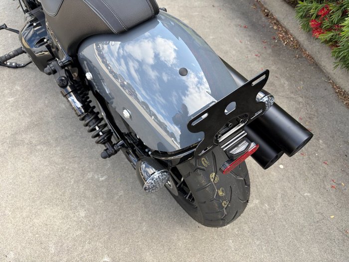 2023 Indian SPORT CHIEF CRUISER STEALTH GRAY