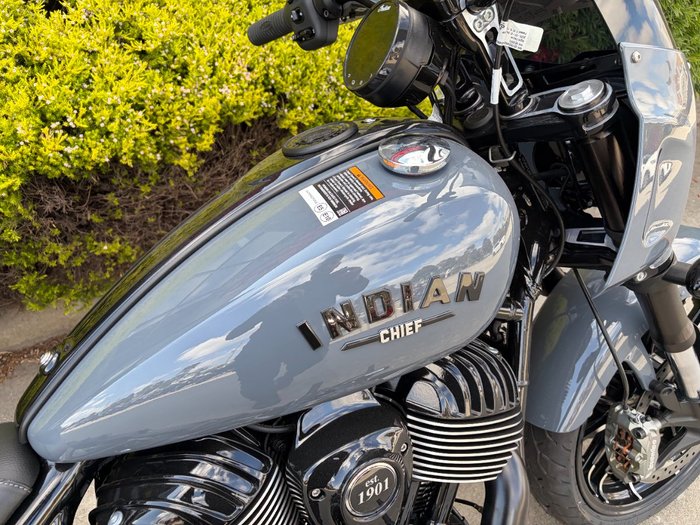 2023 Indian SPORT CHIEF CRUISER STEALTH GRAY