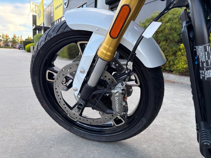 2025 Indian SCOUT 101 White