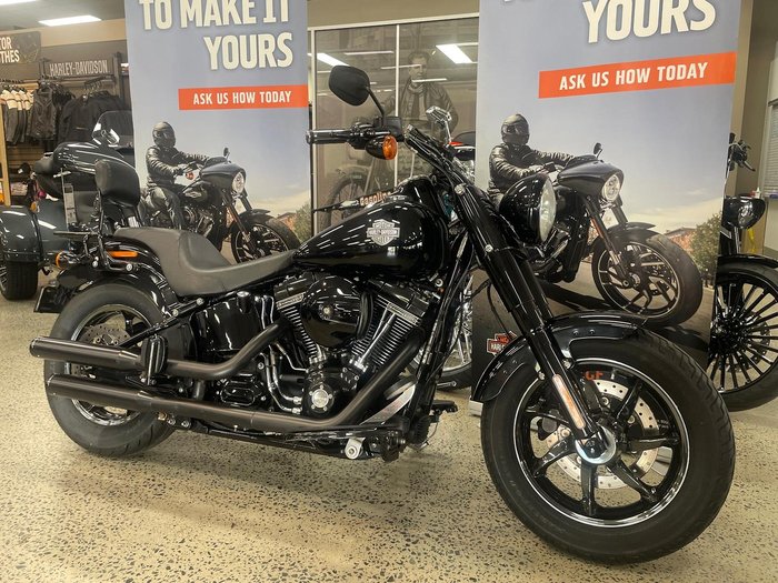 2016 Harley-Davidson Softail Slim S (FLSS)