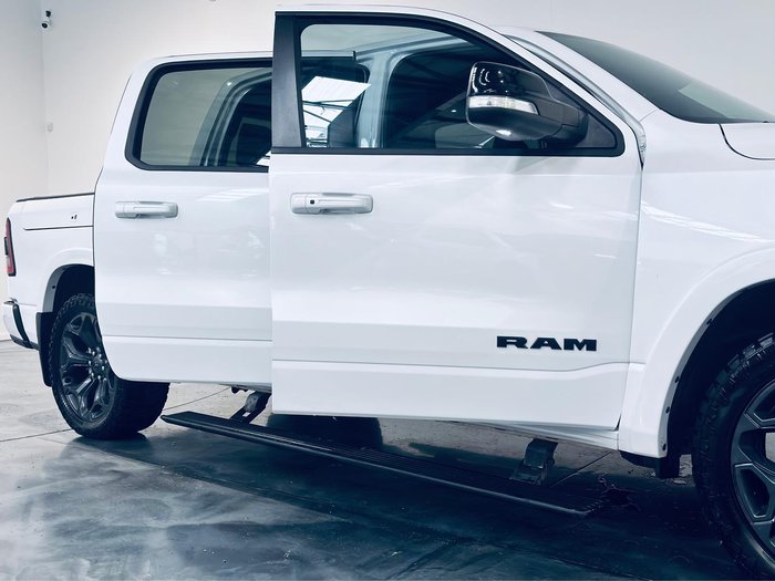 2022 RAM 1500 Limited RamBox DT MY22 4X4 Dual Range Bright White