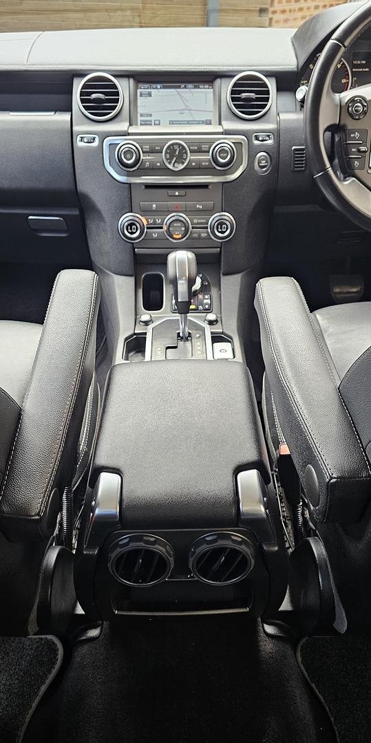 2012 Land Rover Discovery 4 TdV6 Series 4 MY12 4X4 Constant Santorini Black