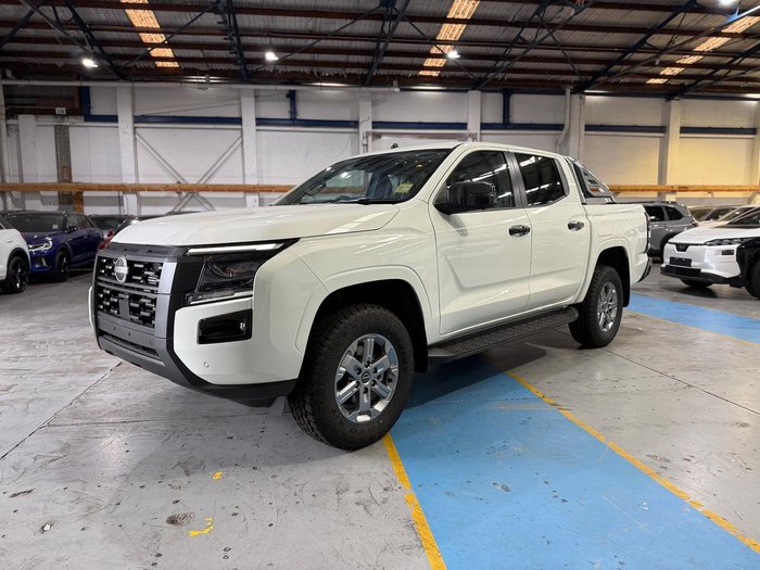 2026 Nissan Navara ST