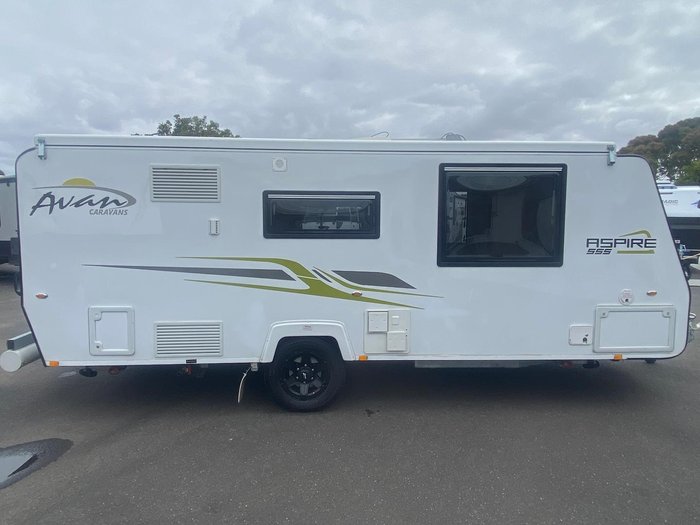 2022 Avan Aspire 555 Poptop