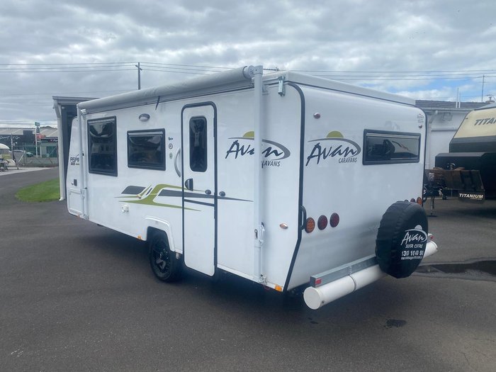 2022 Avan Aspire 555 Poptop