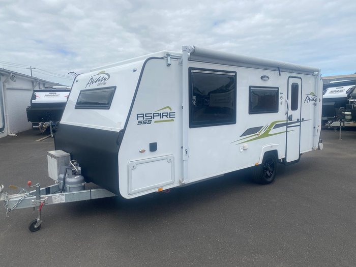 2022 Avan Aspire 555 Poptop