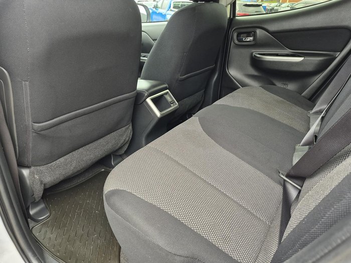 2021 Mitsubishi Triton GLS MR MY22 4X4 Dual Range White