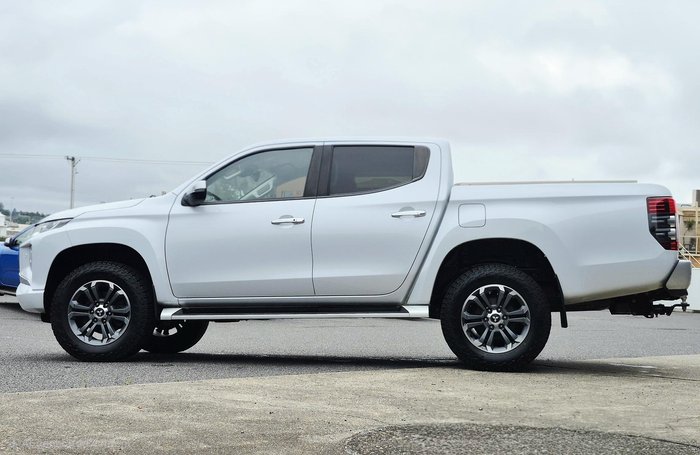 2021 Mitsubishi Triton GLS MR MY22 4X4 Dual Range White