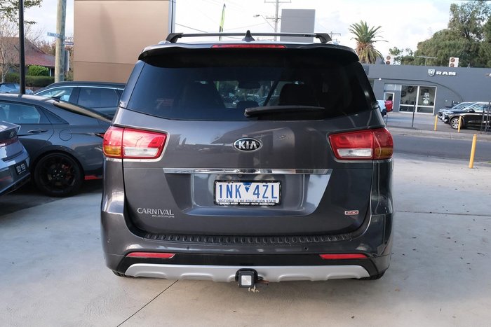 2017 Kia Carnival Platinum