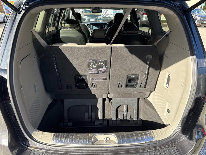 2017 Kia Carnival Platinum