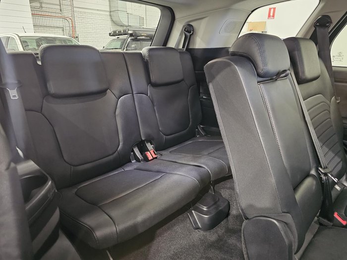 2025 Ford Everest Sport