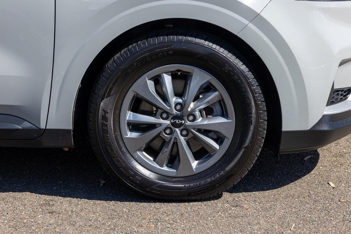 2023 Kia Carnival S