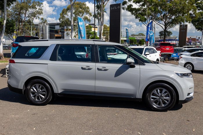 2023 Kia Carnival S