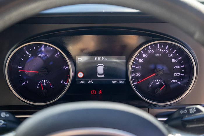 2023 Kia Carnival S