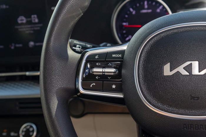 2023 Kia Carnival S
