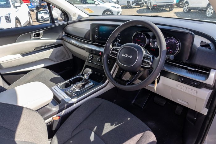 2023 Kia Carnival S
