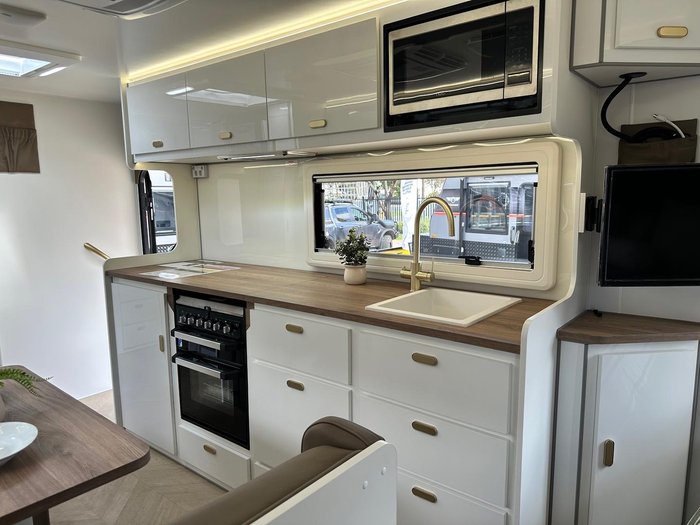 2026 JB Caravans 21'6 Scorpion Sting Rear Door