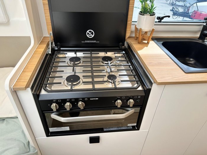 2025 New Age Caravans Manta Ray 15 Ft Embark