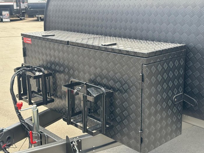 2026 New Age Caravans Road Owl 19' Family Expedition Ro19be Exp My26