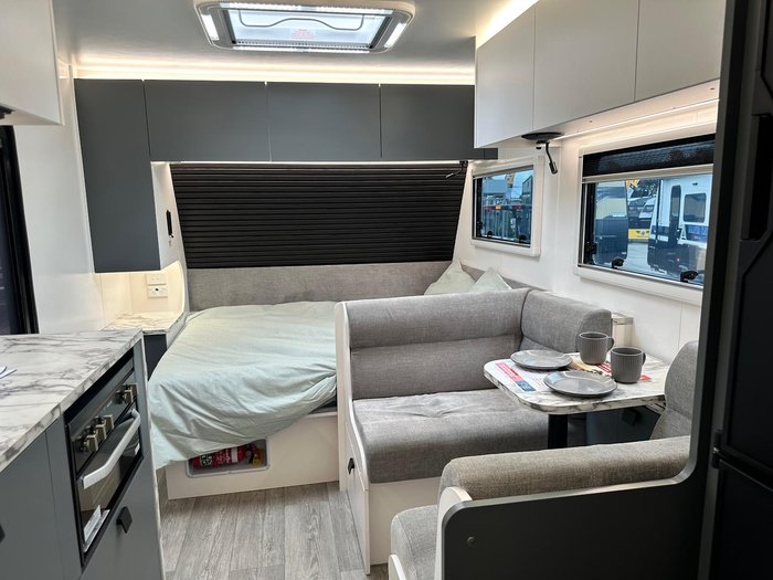 2026 New Age Caravans Manta Ray 15 Ft Expedition