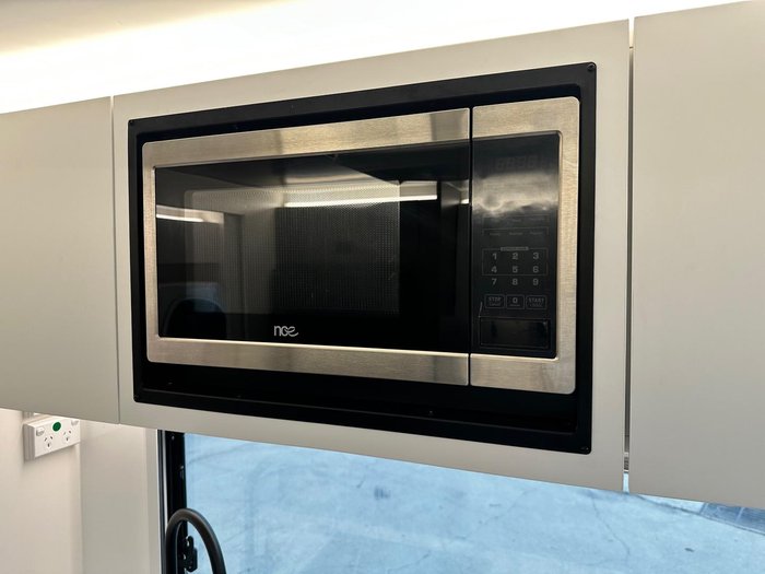 2026 New Age Caravans Manta Ray 15 Ft Expedition