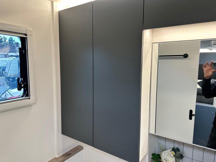 2025 New Age Caravans 20' Manta Ray Mr20er My26