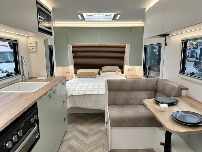 2026 New Age Caravans Manta Ray 18 Ft Expedition Mr18er Exp My26