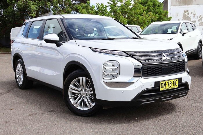 2024 Mitsubishi Outlander