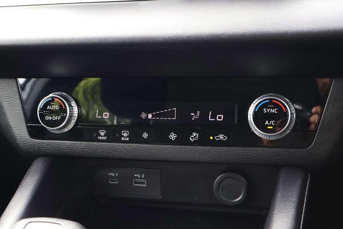 2024 Mitsubishi Outlander ES