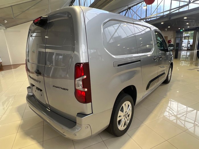 2025 Peugeot Partner Premium