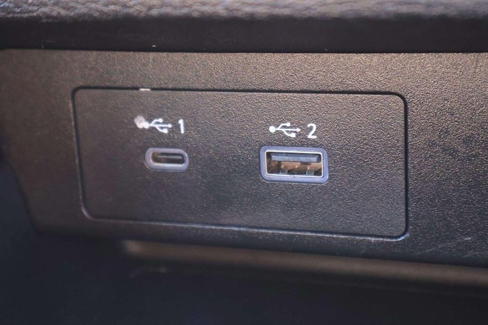 2024 Mitsubishi Outlander ES