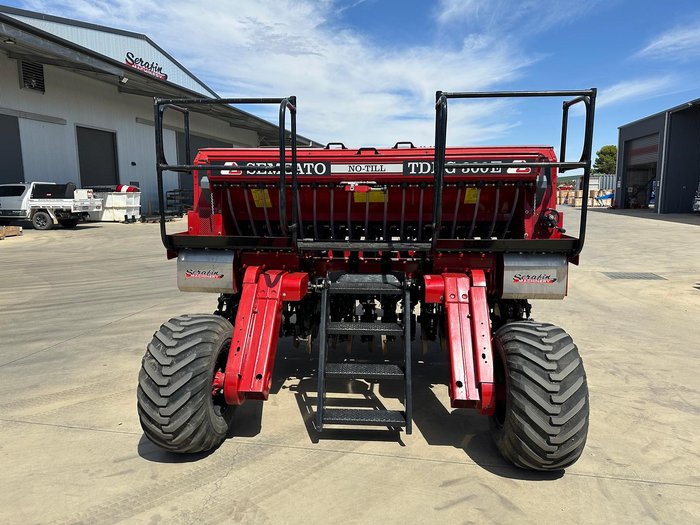 2023 Semeato Tdng 300E Double Disc Seeder Used RED