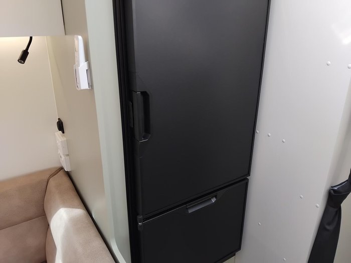 2026 New Age Caravans My26 Road Owl 21Ft Triple Bunk New Layout Design