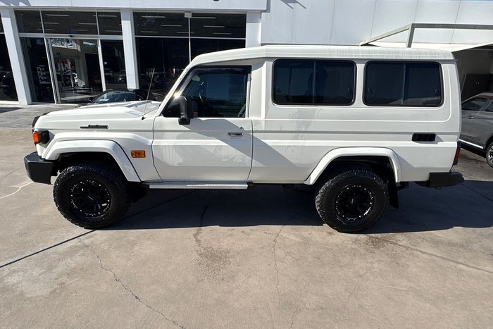 2024 Toyota Landcruiser GXL Troopcarrier VDJL78R 4X4 Dual Range French Vanilla
