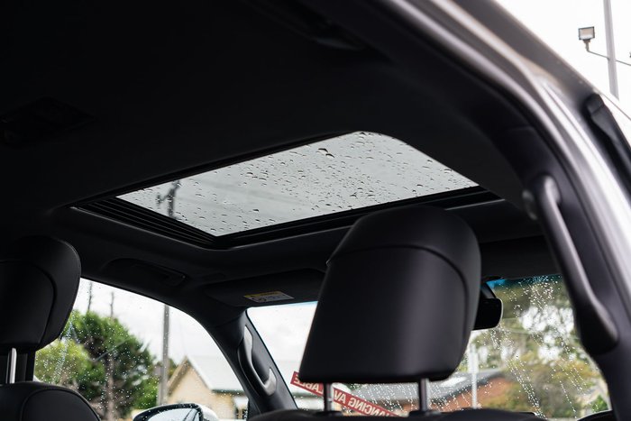 2025 Toyota Landcruiser VX