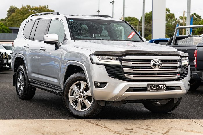 2025 Toyota Landcruiser VX